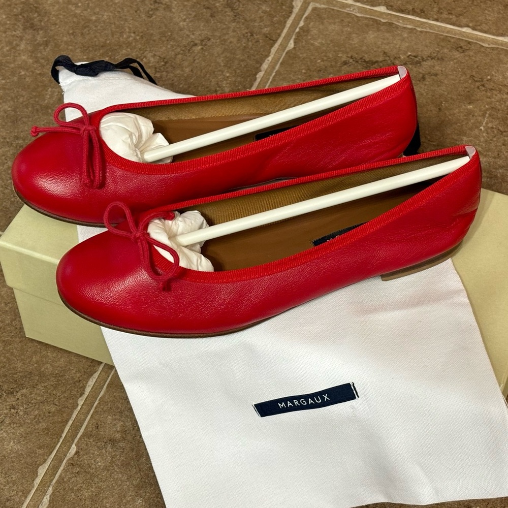 MARGAUX Size 7 WIDE The Demi Nappa Leather Ballet Flat in Scarlett Nappa